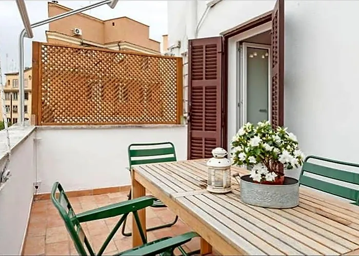 Hotel L'attichetto Di Ponte Milvio A Centro 4*